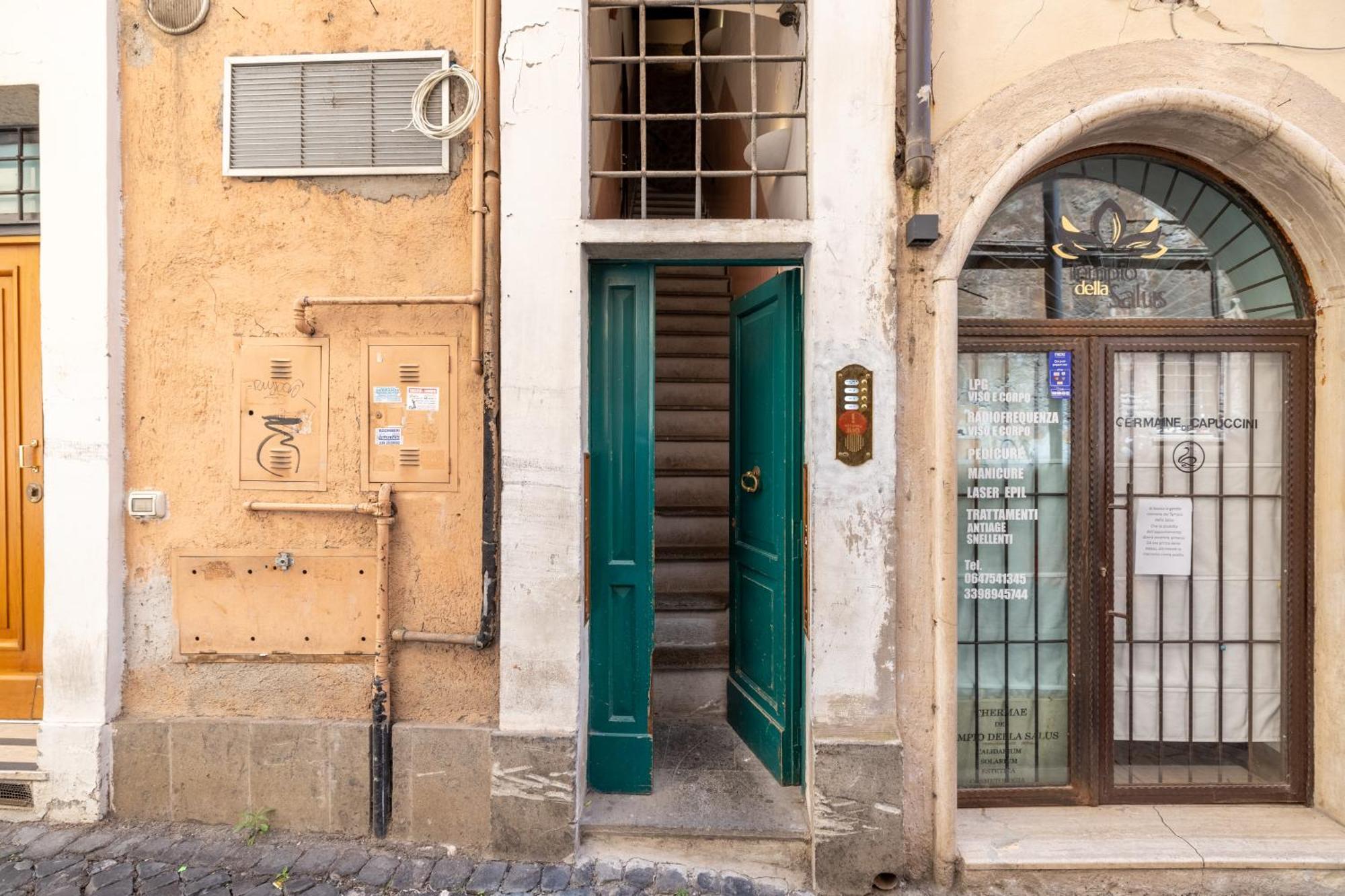 Suite Trevi - Charming Loft Near Trevi Fountain Rome Exterior photo